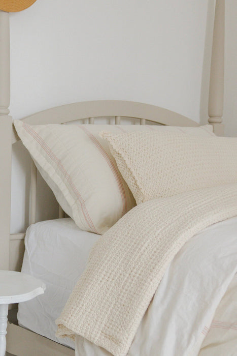 cozy waffle blanket | twin size - milk: Twin