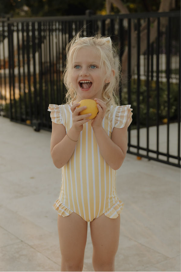 Outdoor toys & accessories