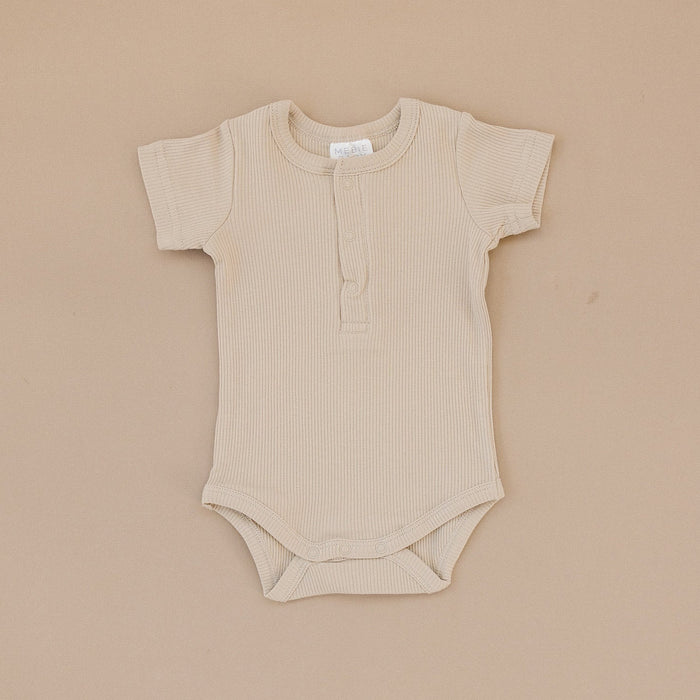 Organic Ribbed Snap Bodysuit- Oatmeal