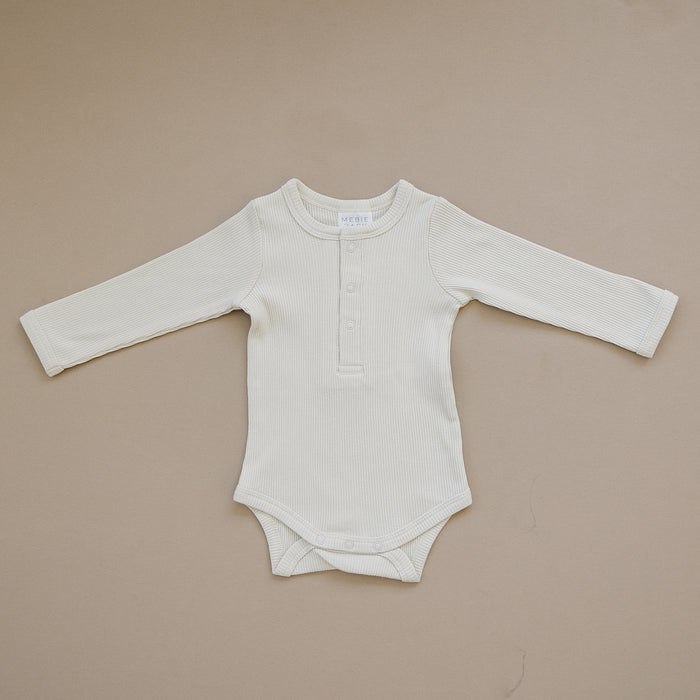 Organic Ribbed Snap Long Sleeve Bodysuit- Vanilla