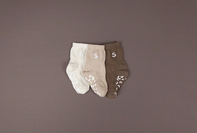 STUCKIES Socks- Sand