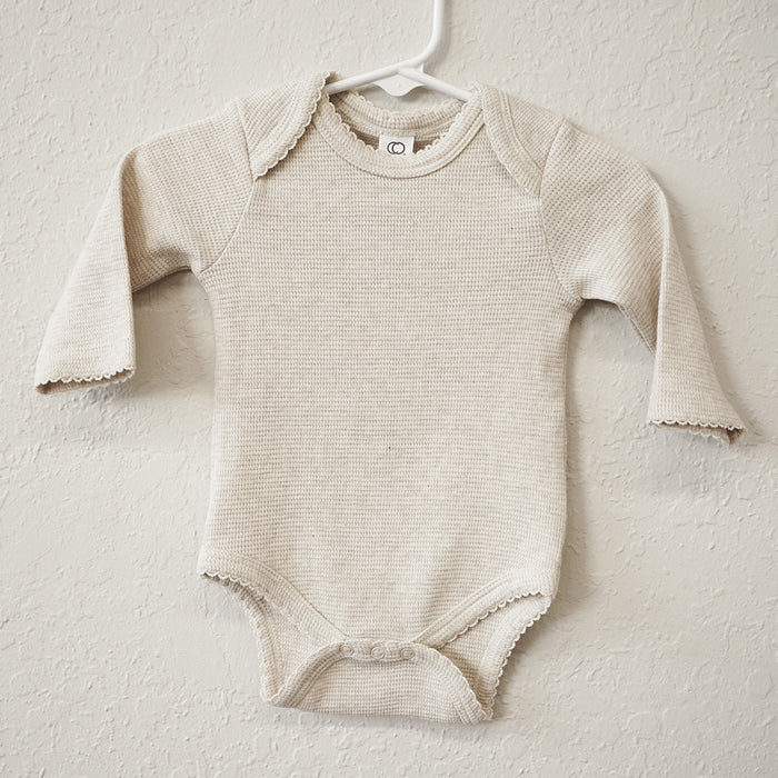 Maren Waffle Knit Long Sleeve Bodysuit - Heather Oat